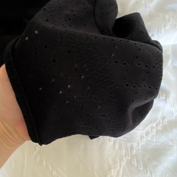 Jordan Taylor black coverup large v neck midi knee length eyelet cutouts - Picture 3 of 7